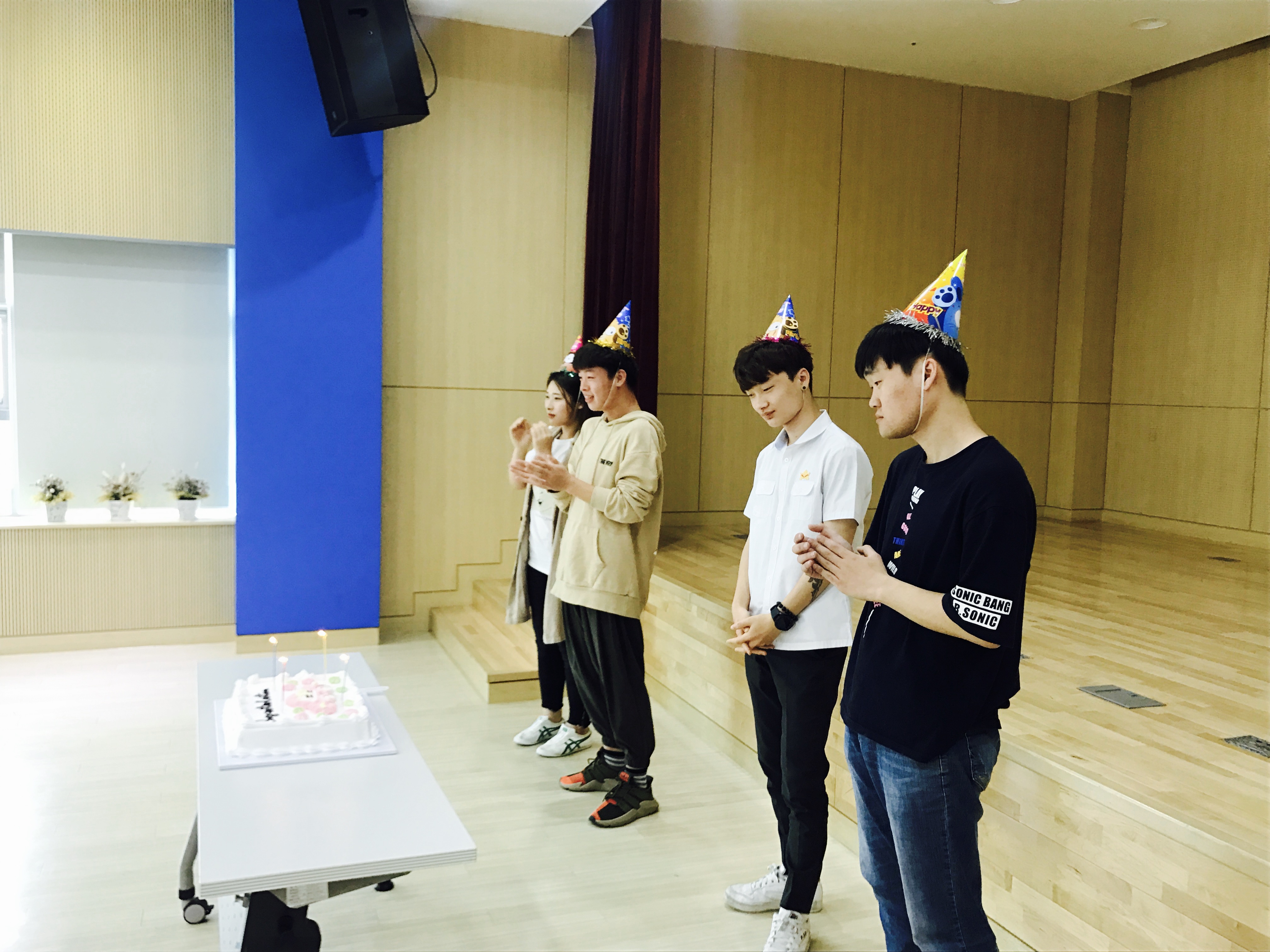 레츠고스쿨 5일 생일파티 빠빰! 이미지 2