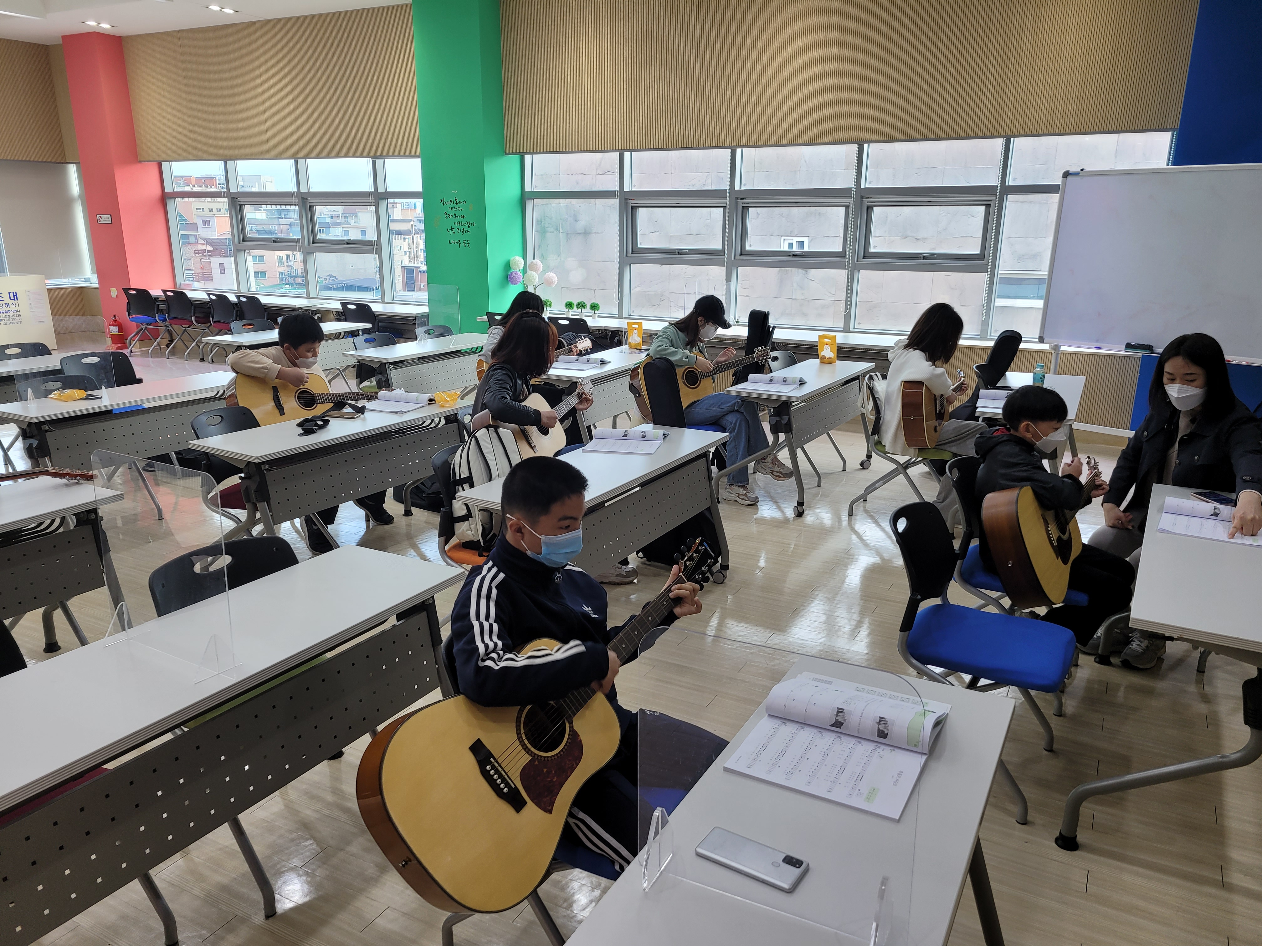 문화예술역량지원(치어리딩단, 기타연주단) 4월 활동 이미지 4